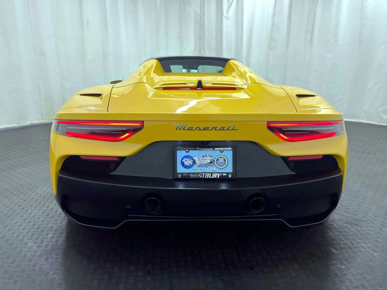 Used 2023 Yellow Maserati Cielo image 7