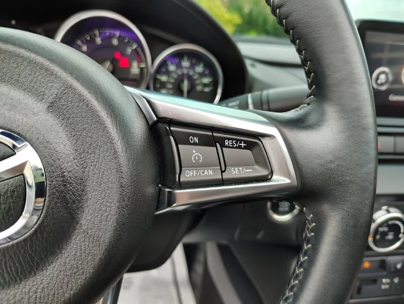 Used 2022 Red Mazda Grand Touring image 26