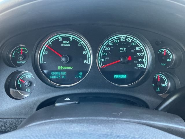 Used 2013 Silver Chevrolet Hybrid image 19