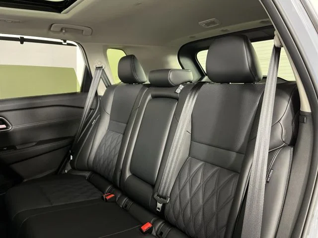 2026 Nissan Rogue Platinum - Photo 23