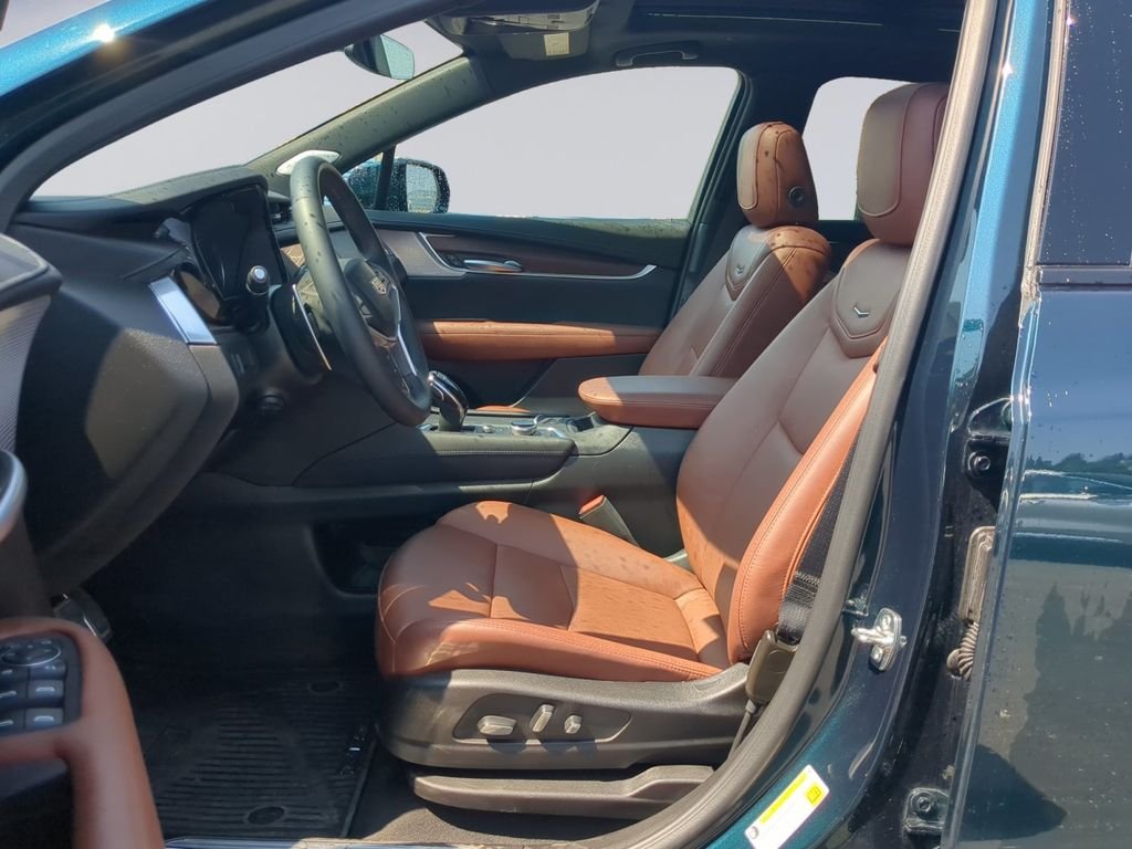 Used 2025 Blue Cadillac Sport image 12