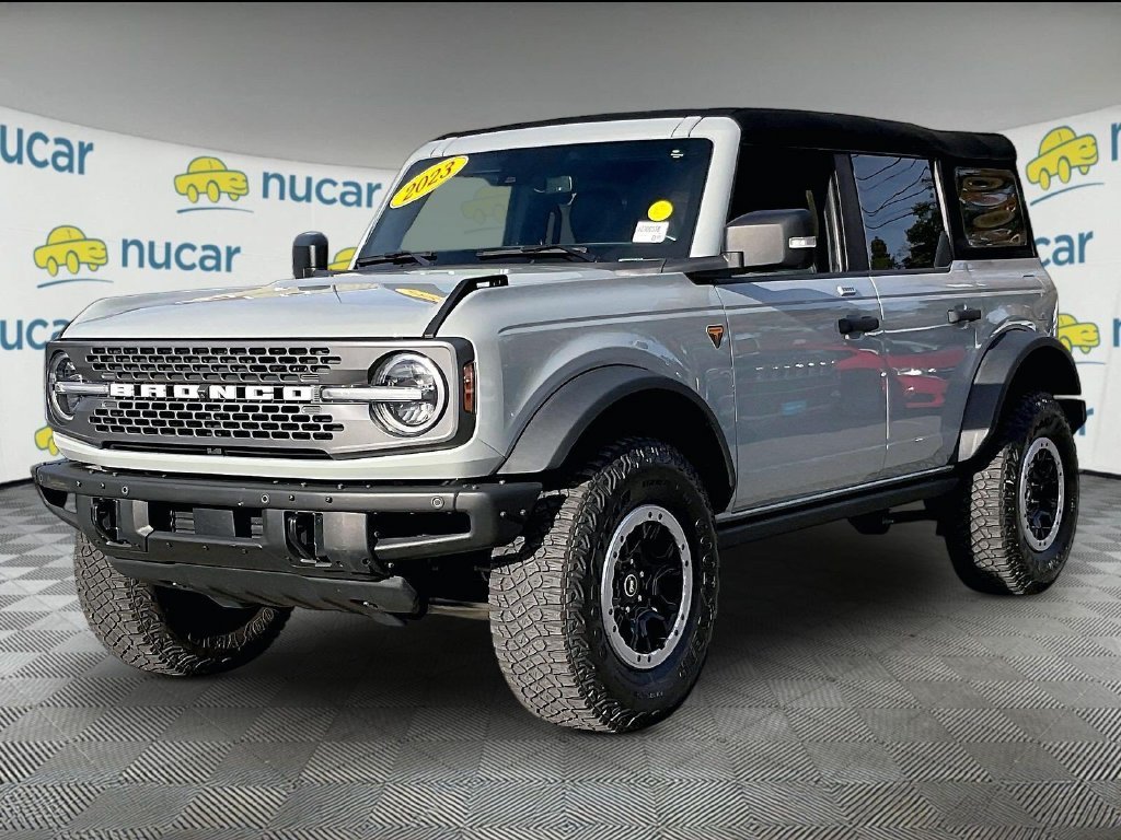 Used 2023 Gray Ford Badlands image 3