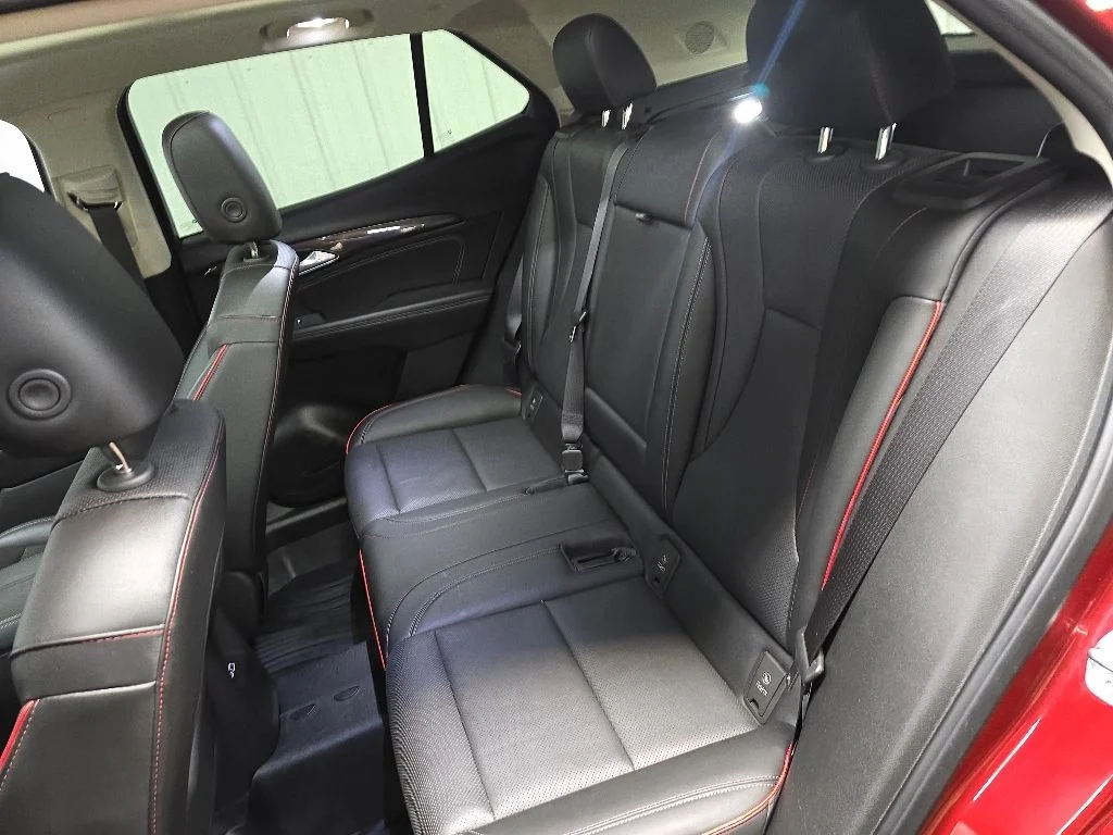 Used 2022 Red Buick Essence image 32
