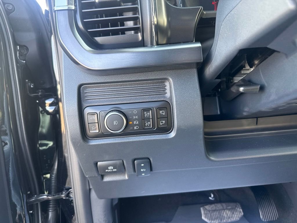 New 2026 Agate Black Metallic Ford Lariat image 23