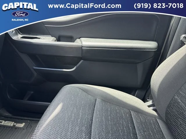 Used 2024 White Ford XLT image 28