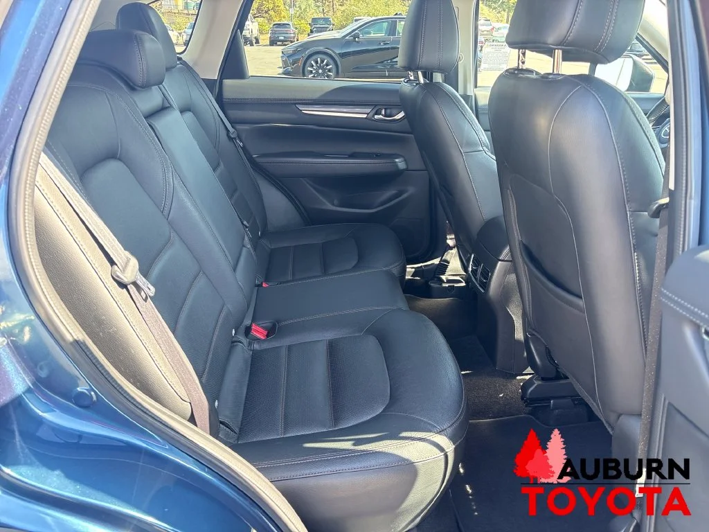 Used 2017 Eternal Blue Mica Mazda Grand Touring image 20