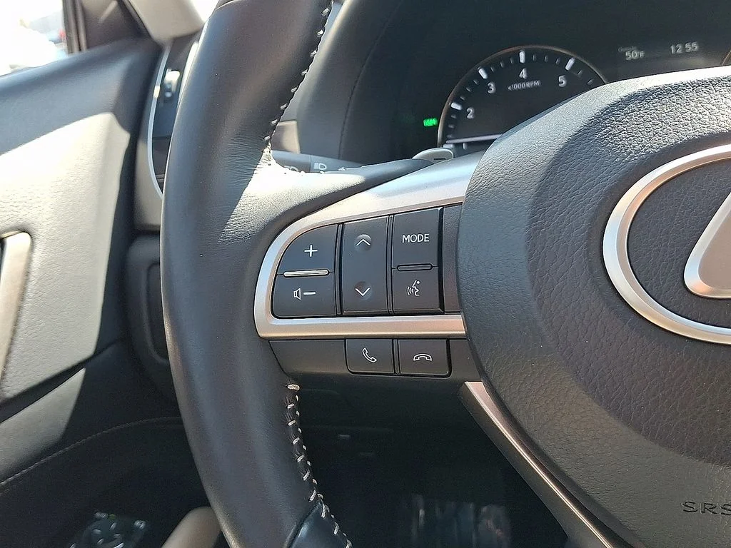 Used 2020 Silver Lexus 350 image 18