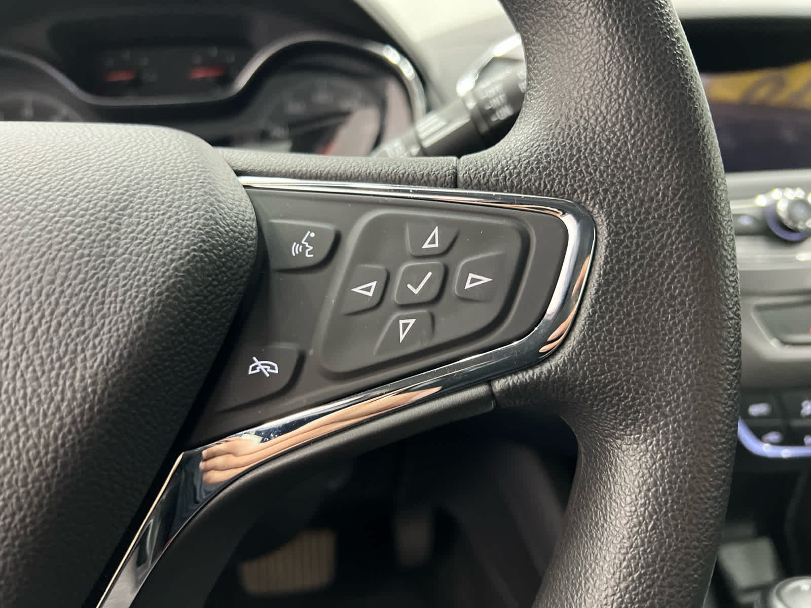 Used 2019 Cajun Red Tintcoat Chevrolet LT image 15