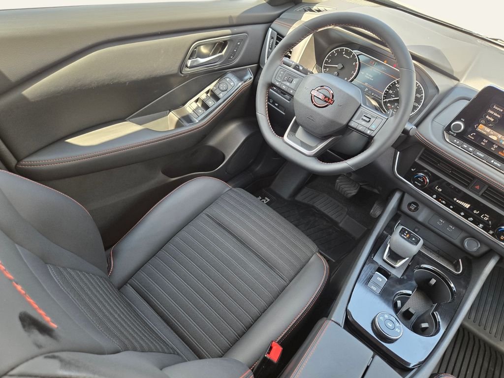 Used 2026 Beige/tan Nissan Rock Creek image 15