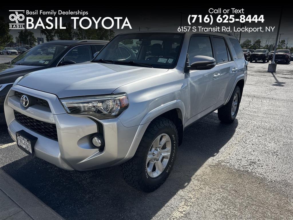Used 2016 Classic Silver Metallic Toyota SR5 Premium image 1