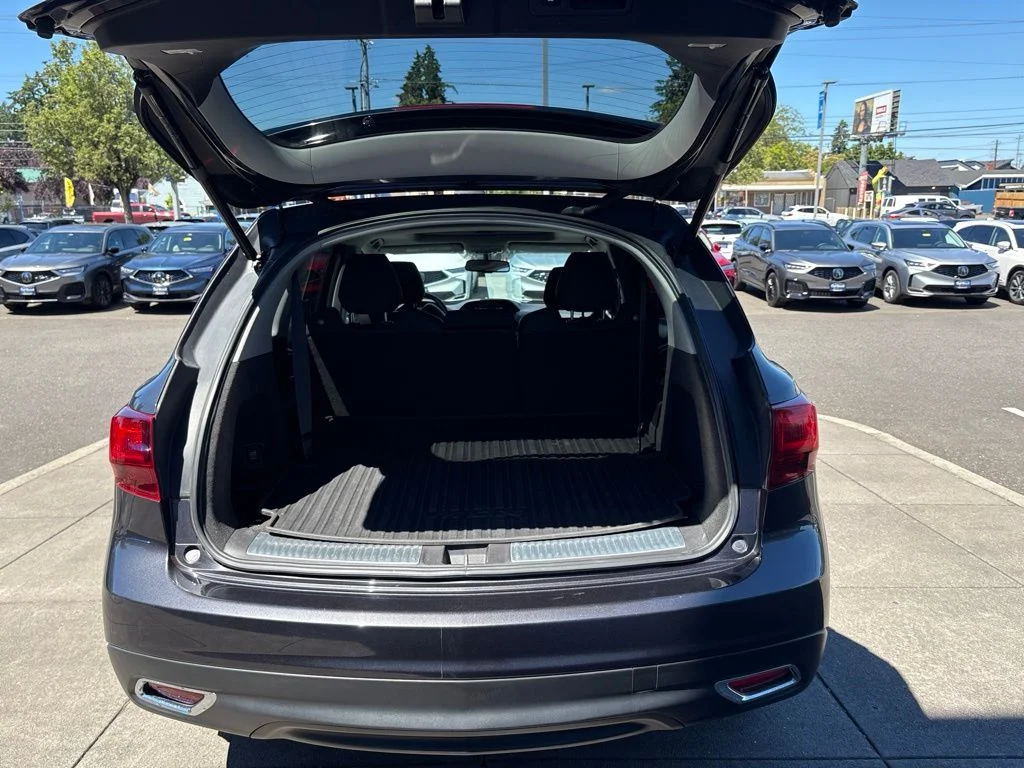 Used 2014  Acura 3.5L image 8