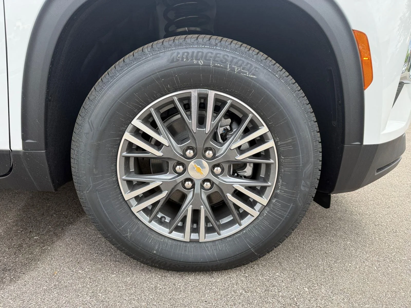 New 2026 Summit White Chevrolet LT image 31
