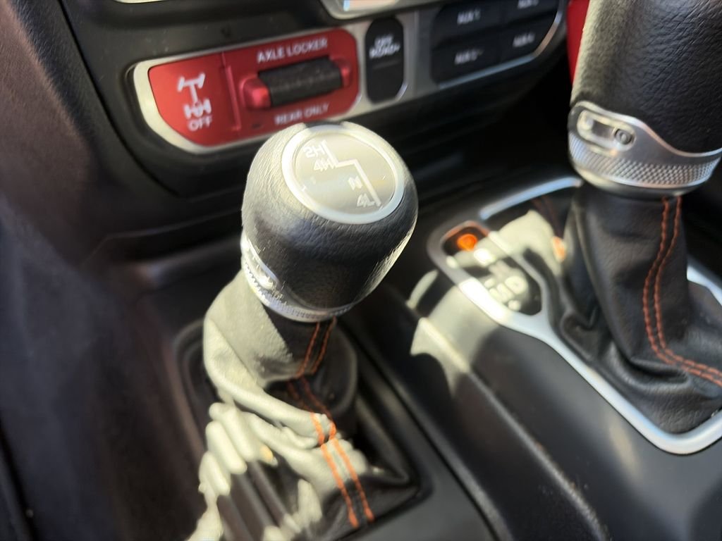 Used 2021 Red Jeep Mojave image 27