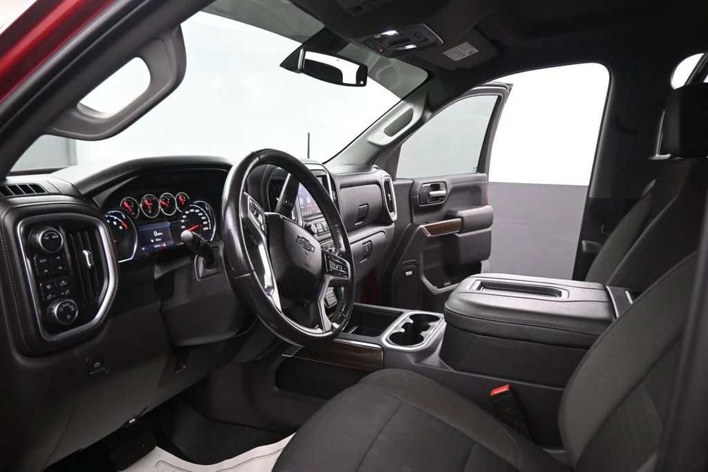 Used 2021  Chevrolet LT Trail Boss image 41
