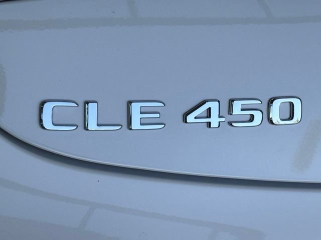 New 2026 MANUFAKTUR Moonlight White Metallic Mercedes-Benz CLE 450 image 37