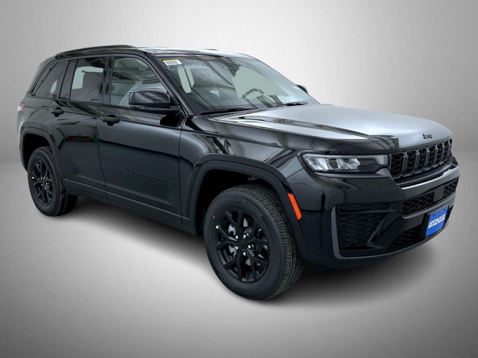 New 2026 Diamond Black Crystal Pearl-Coat Exterior Paint Jeep Altitude image 3