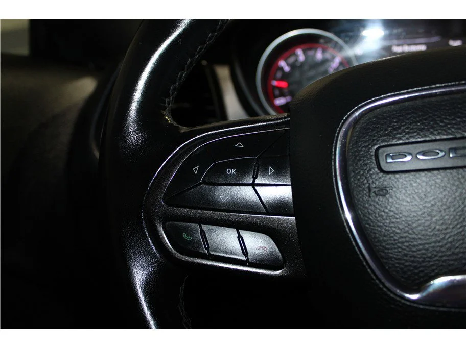 Used 2021 White Knuckle Clearcoat Dodge SXT image 20