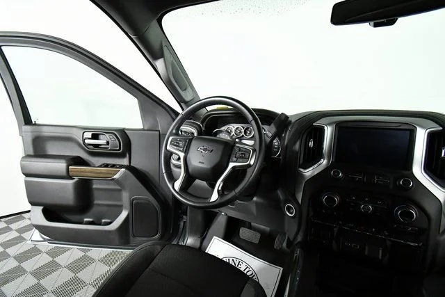 Used 2021 Satin Steel Metallic Chevrolet RST image 20