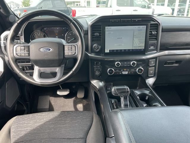 Used 2023 Agate Black Metallic Ford XLT image 16