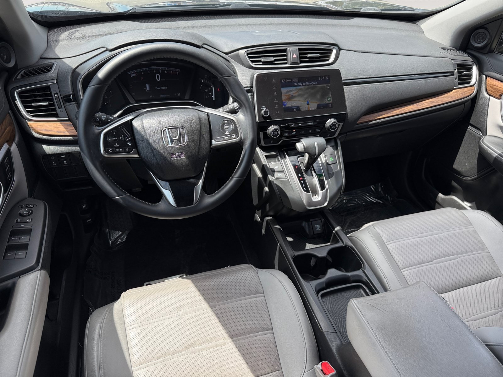 Used 2017 Obsidian Blue Pearl Honda Touring image 15