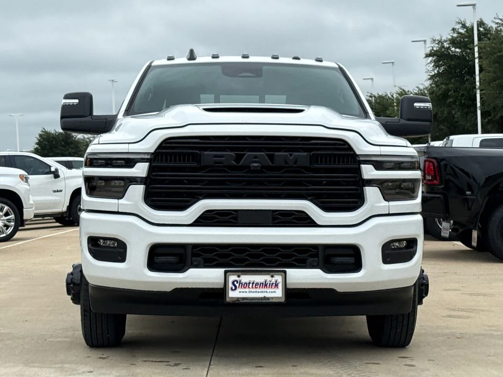 New 2026 Bright White Clear-Coat Exterior Paint RAM Laramie image 2