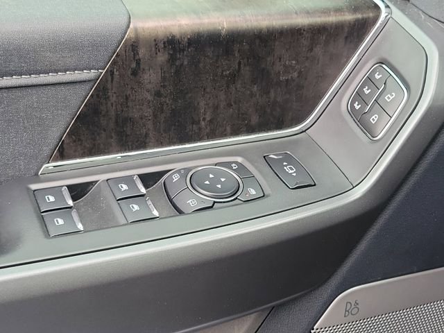 New 2026 Avalanche Ford F-250® Lariat® image 16