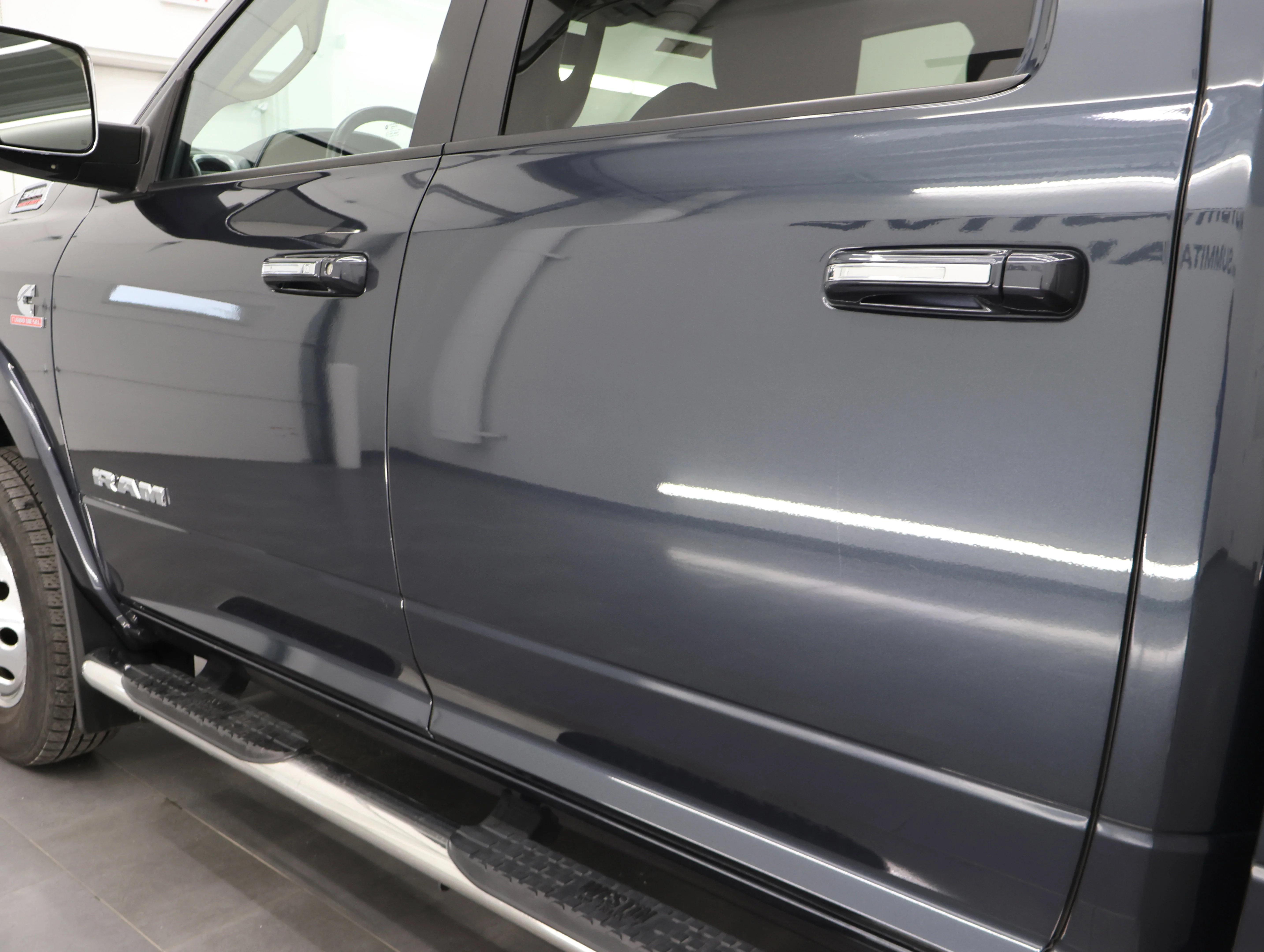 Used 2019 Maximum Steel Metallic Clearcoat Ram Laramie image 34