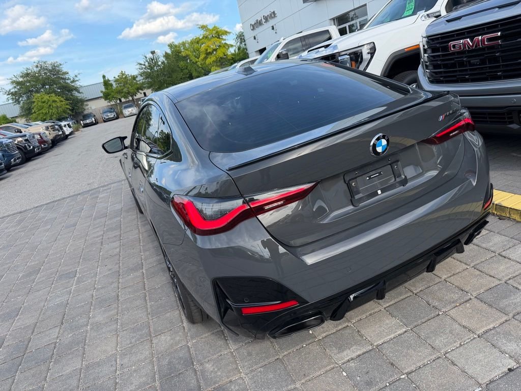 Used 2024 Gray BMW M440i image 8