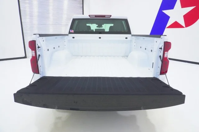 New 2026 Summit White Chevrolet WT image 8