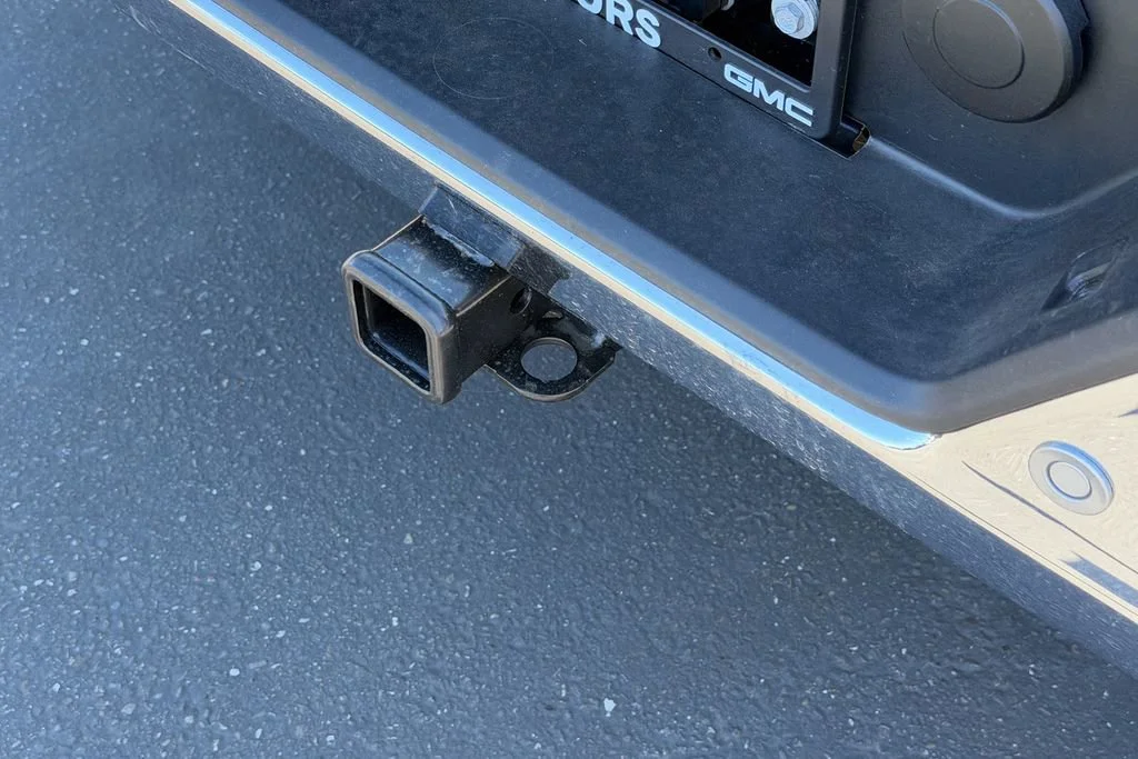 New 2026 Onyx Black GMC SLE image 11