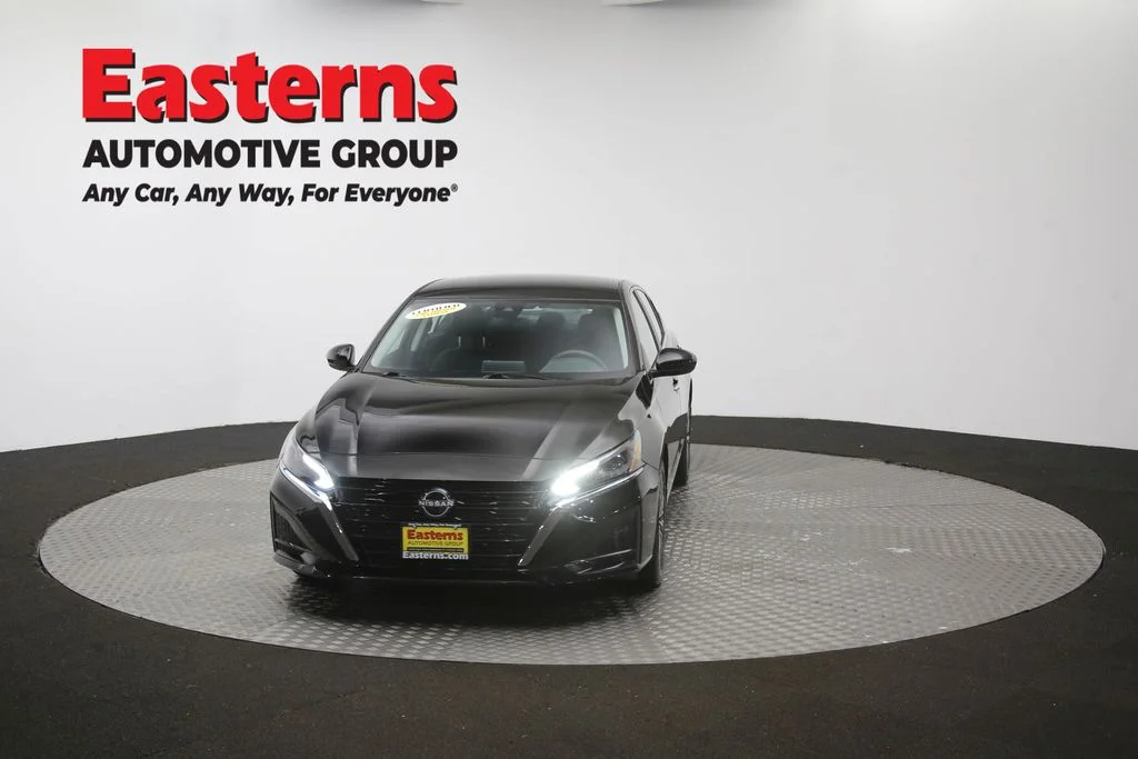 Used 2023 Black Nissan 2.5 SV image 52