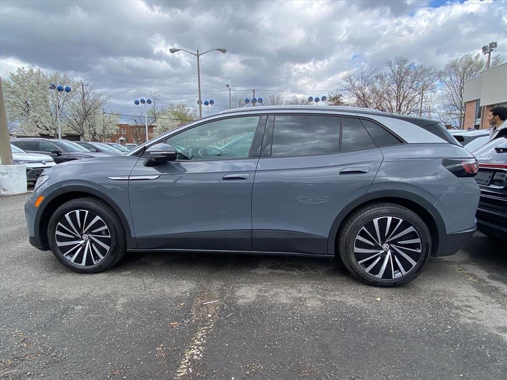 Certified 2023 Volkswagen ID.4 PRO S PLUS with VIN 1V2HMPE83PC018028 for sale in Alexandria, VA