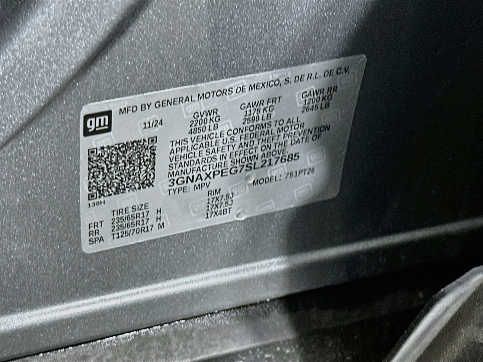 Used 2025 Sterling Gray Metallic Chevrolet LT image 33