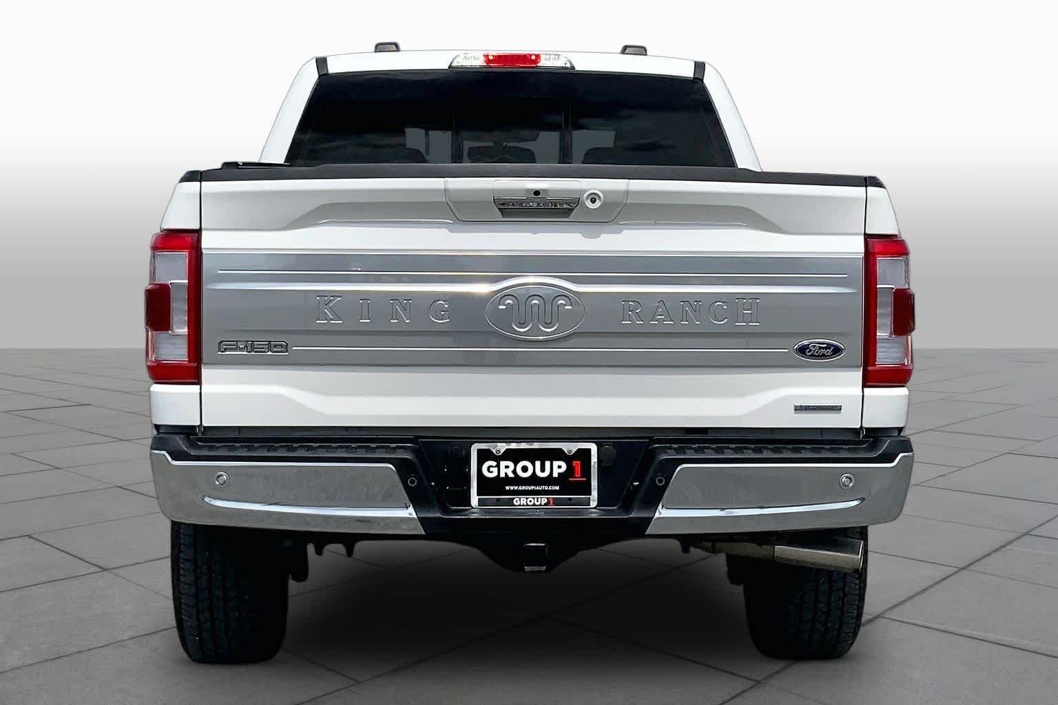 Used 2023 Star White Metallic Tri-Coat/Stone Gray Ford King Ranch image 5
