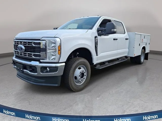 2026 Ford F-350 Super Duty Chassis Cab