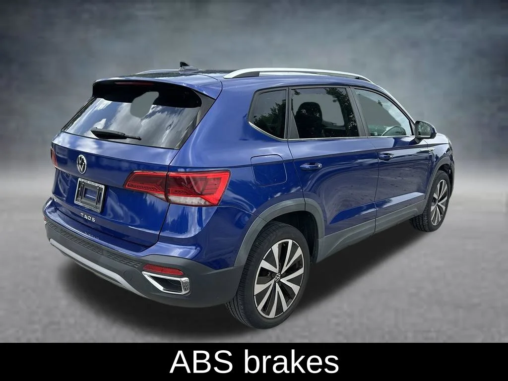 Used 2022 Blue Dusk Volkswagen 1.5T SE image 5