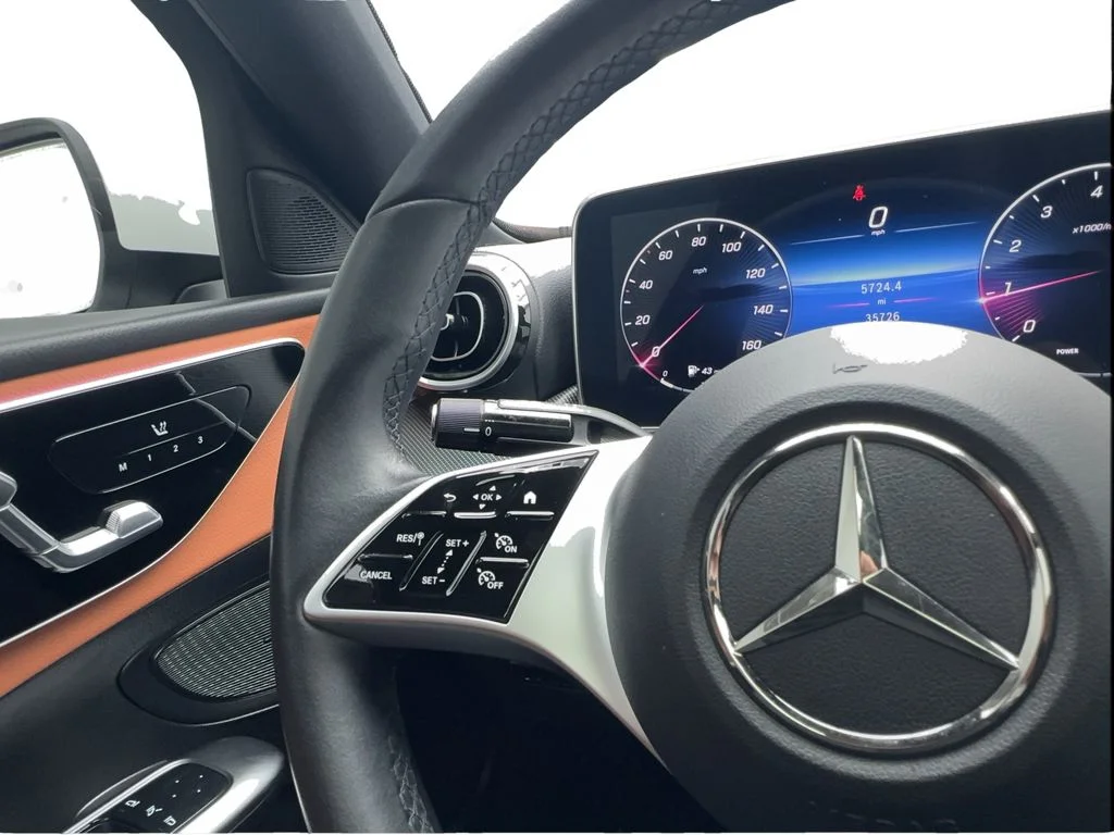 Used 2023 White Mercedes-Benz C 300 image 40