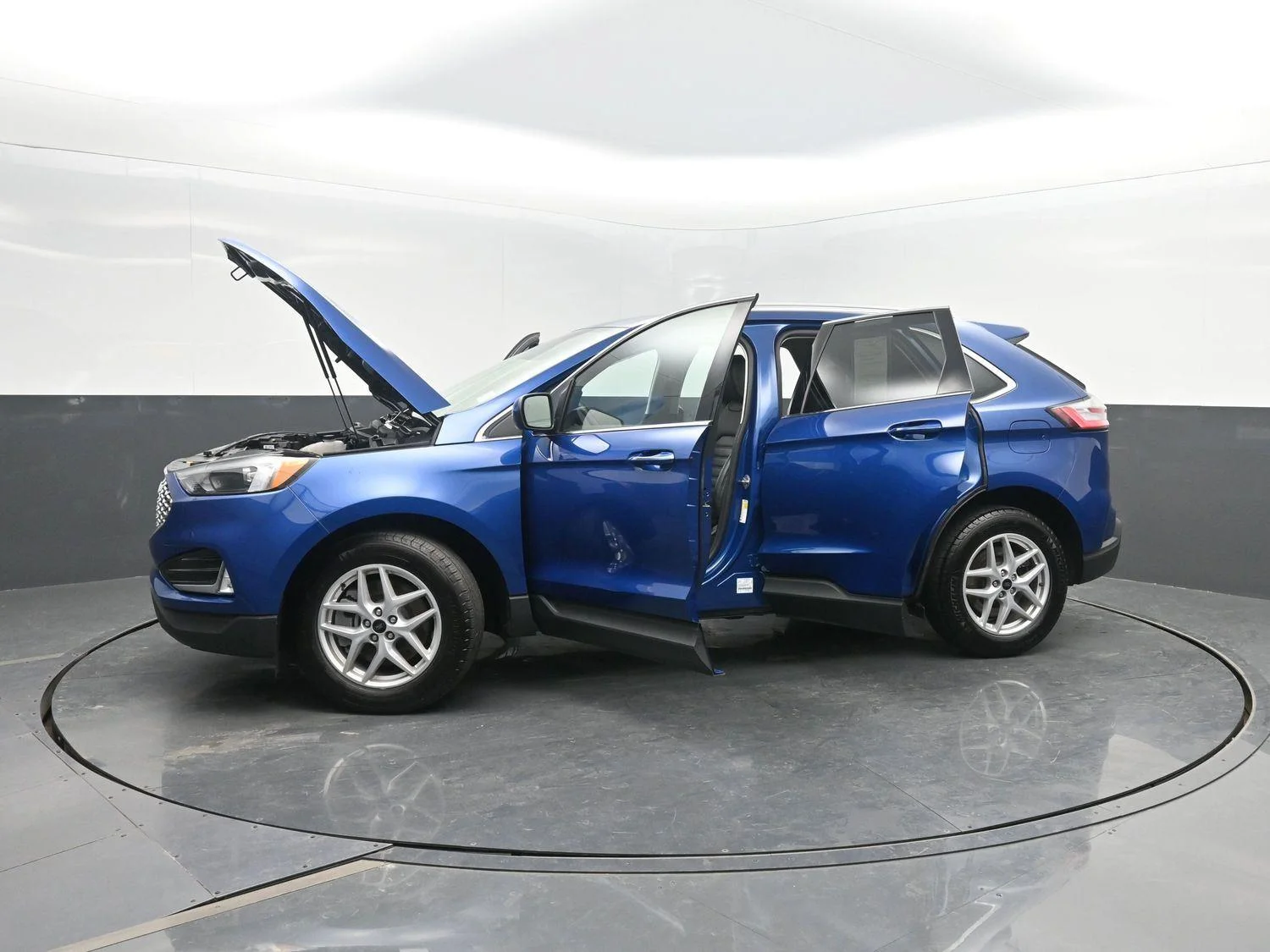 Used 2024 Atlas Blue Ford SEL image 47