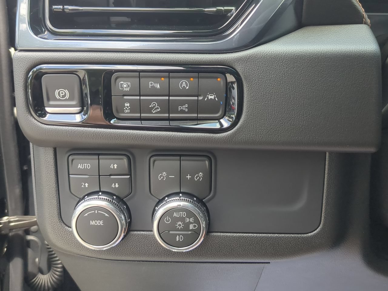 New 2026 Onyx Black GMC AT4 image 18