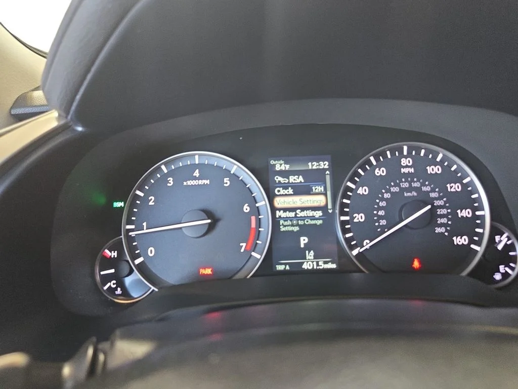 Used 2021 White Lexus 350 image 14