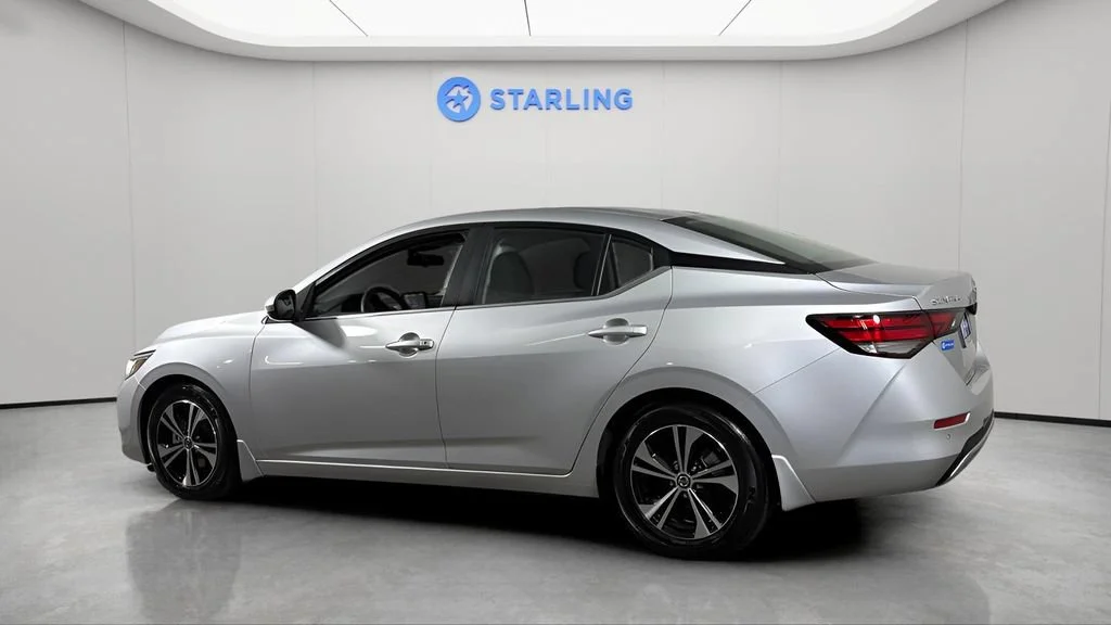 Used 2022 Silver Nissan SV Xtronic CVT image 4
