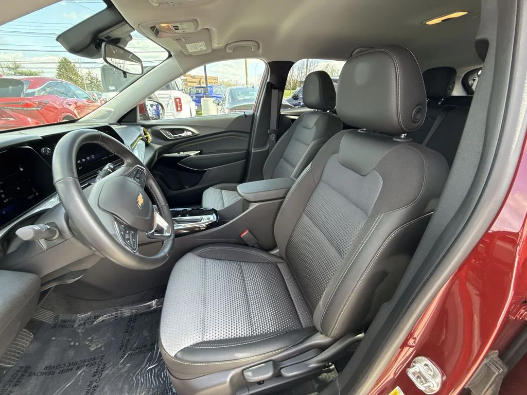 Used 2024 Red Chevrolet LT image 11