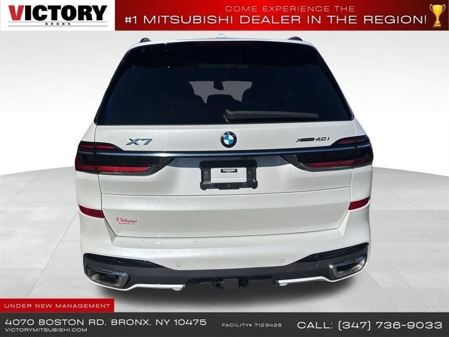 Used 2024 White BMW xDrive40i image 5