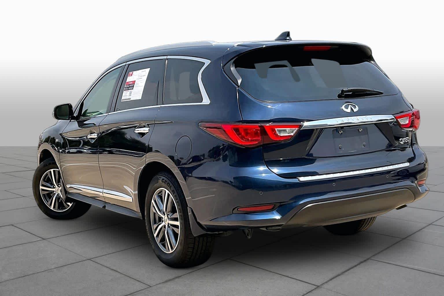 Used 2016 Hermosa Blue INFINITI  image 12