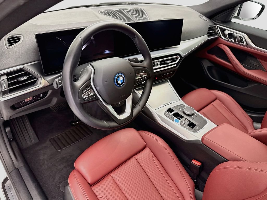 Certified Used 2023 Alpine White BMW eDrive35 image 9