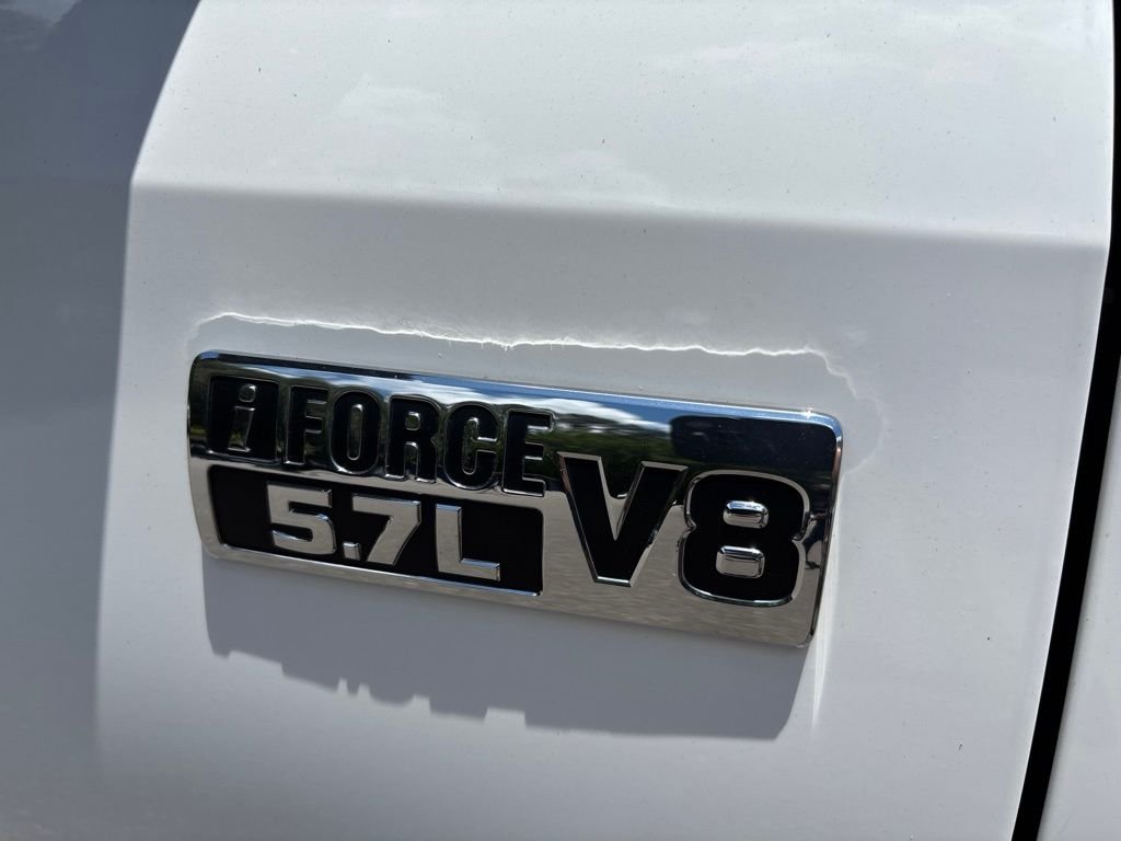 Used 2021 White Toyota SR5 image 3