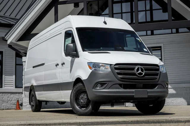 2026 Mercedes-Benz Sprinter 2500 Cargo 170 WB