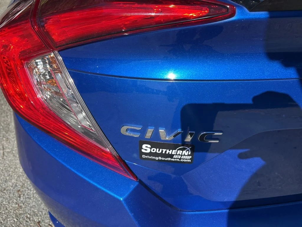 Used 2020 Blue Honda Sport image 10