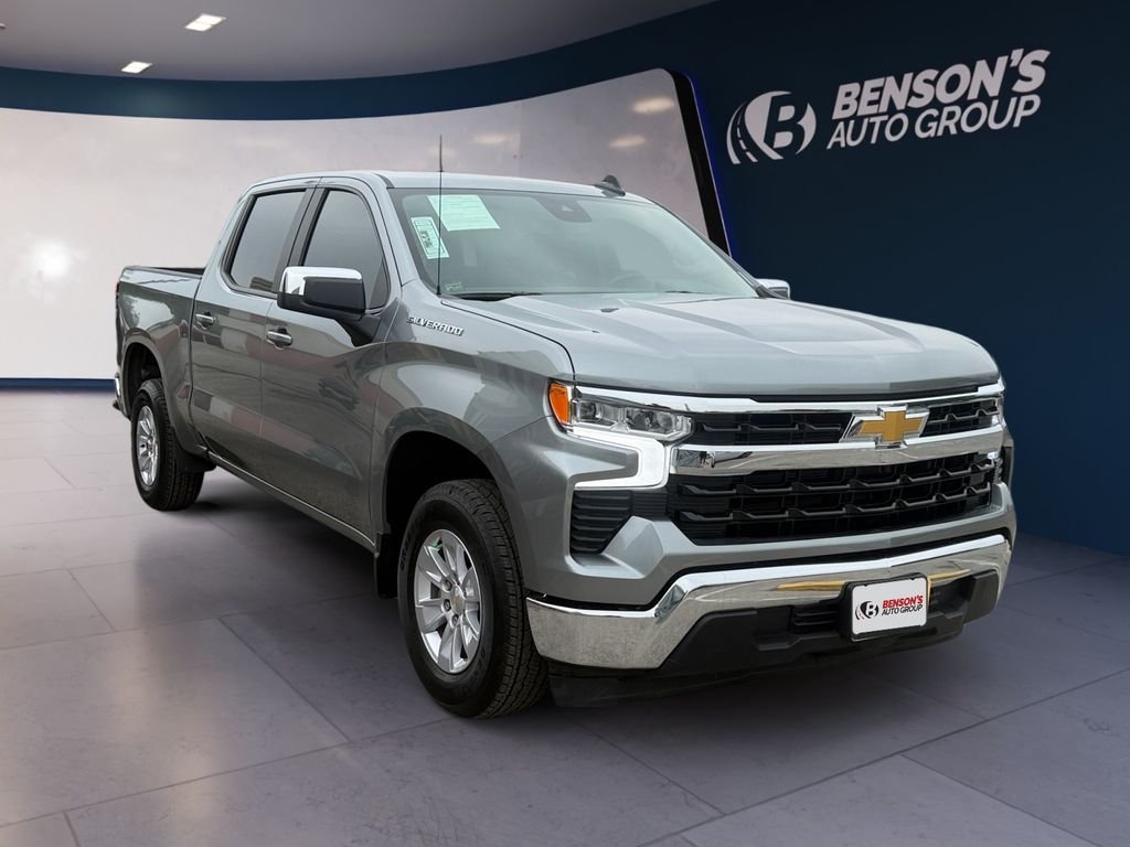 Used 2026 Gray Chevrolet LT image 7