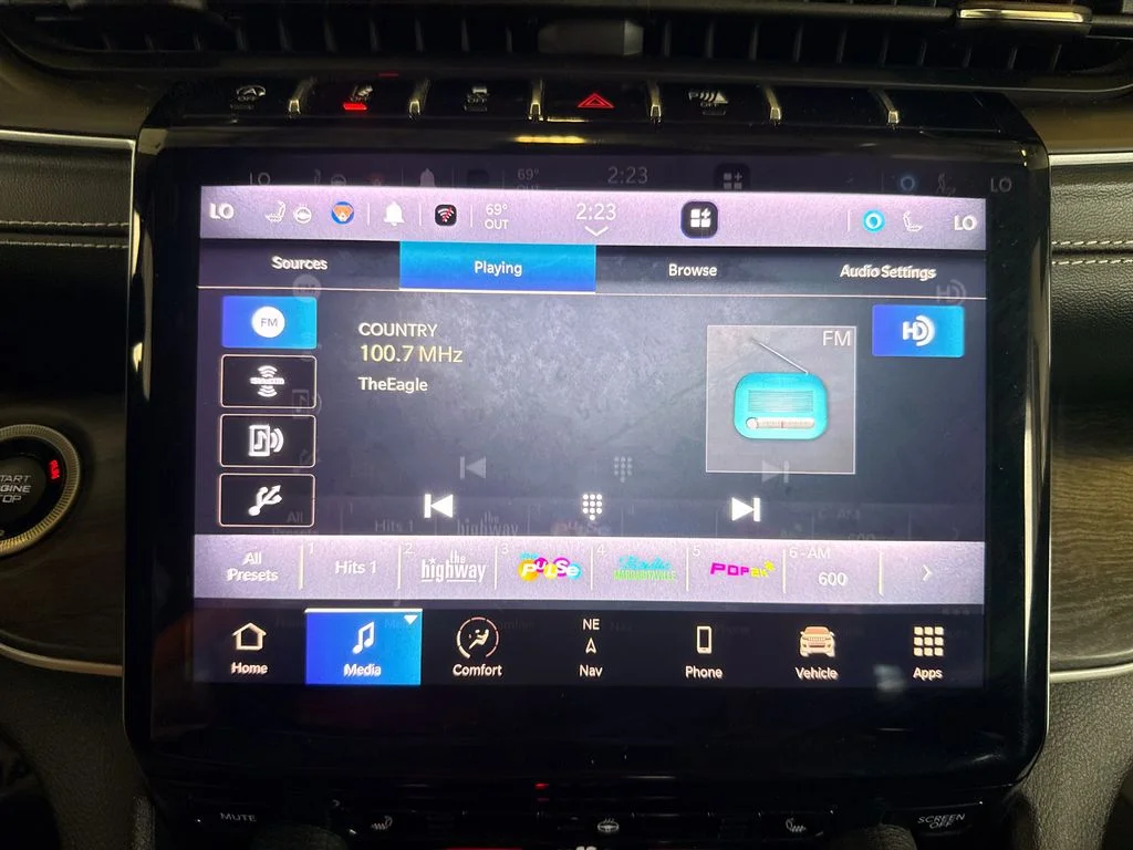 Used 2023 Black Jeep Limited image 16